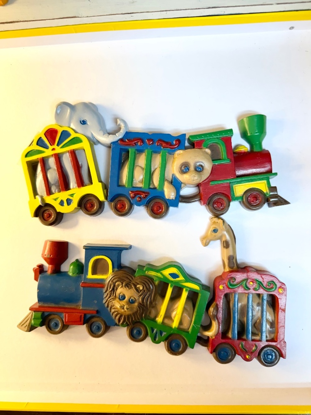 vintage 1991 Burwood Products Company circus train wall plaque